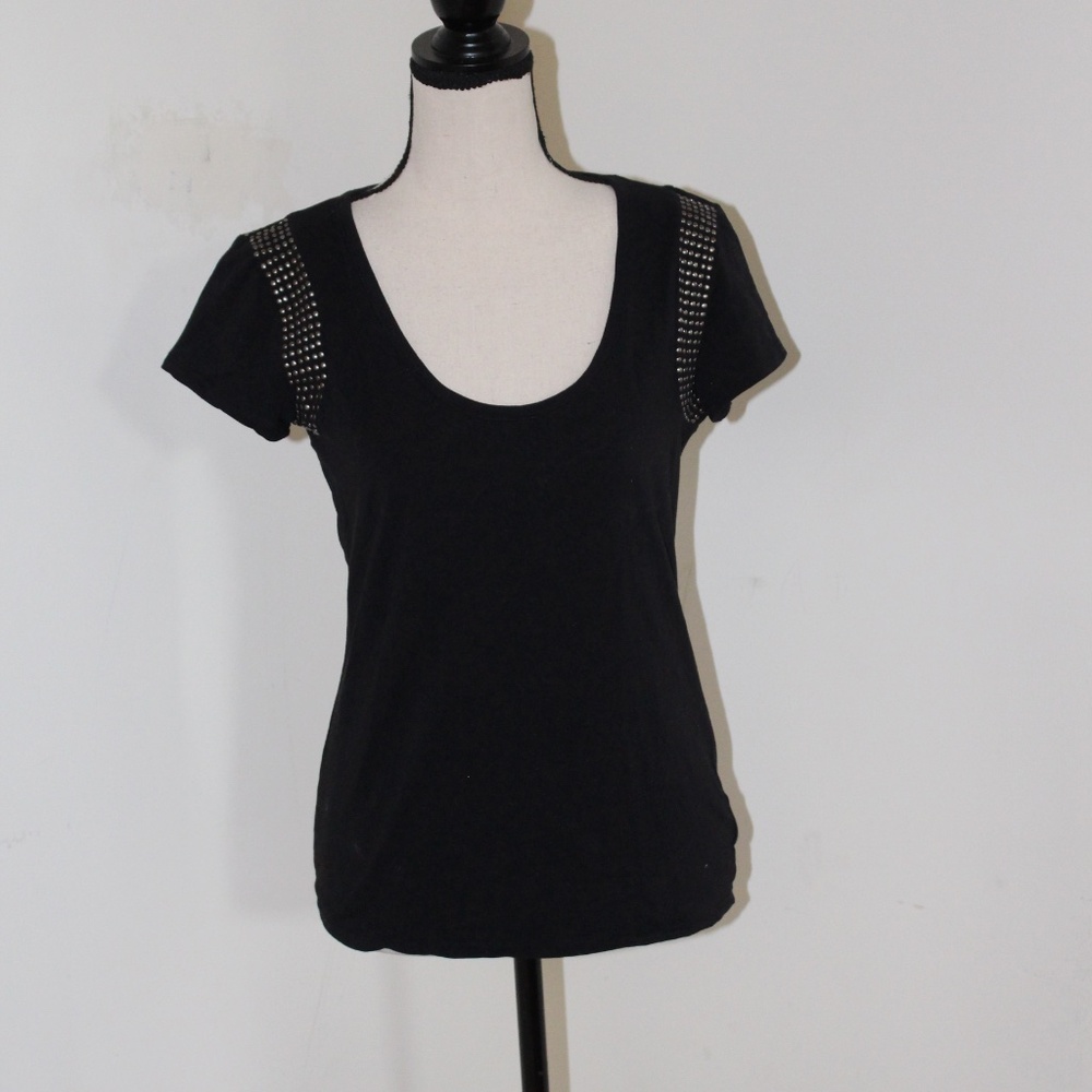 PH8, short sleeve studded shirt